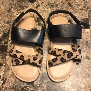 Worn once Old Navy sandals